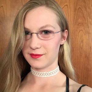 Meet your Posher, Sierra